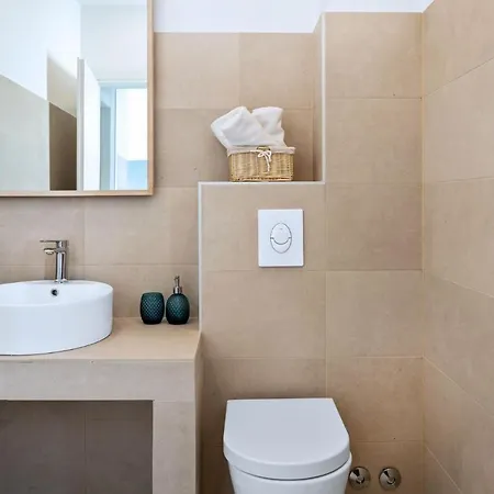 White Palm * Seget Vranjica
